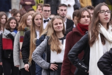 2018.11.09 Maturzyści tańczą poloneza