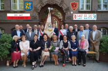 7-Pamiatkowe-zdjecie-uczestnikow-19-maja-2018-II-LO