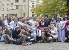 POZYTYWNY-BOHATER-4