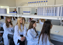 Uroczyste otwarcie pracowni chemicznej w ramach projektu KGHM LAB, kwiecień 2026