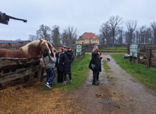 18.04.2024 wycieczka do Schroniska dla Koni  "Tara" w Piskorzynie