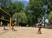 Zawody w siatkówce plażowej chłopców