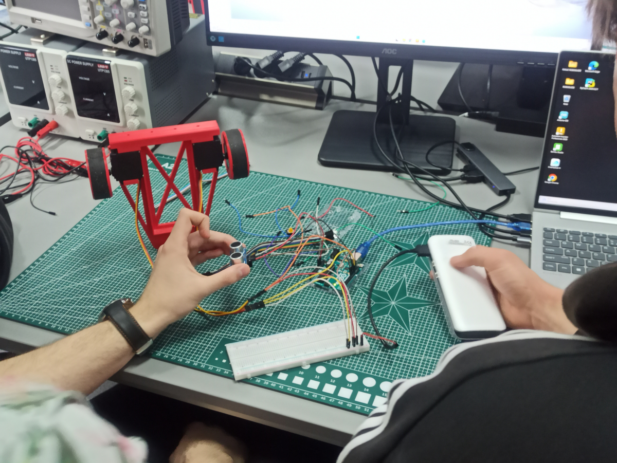 Zajęcia w pracowni STEM, narzec 2026